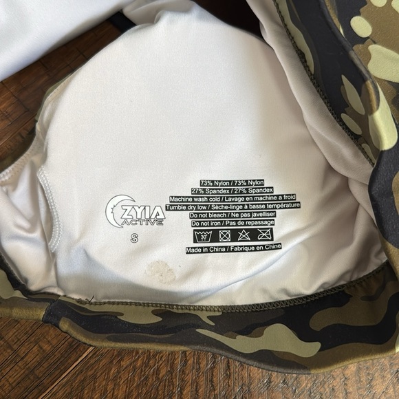 Zyia Light Green Camo Reflective Soft n Snug Racer Bra - Picture 5 of 8